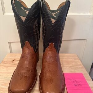 Tecovas “The Doc” Bison - Size 10.5D